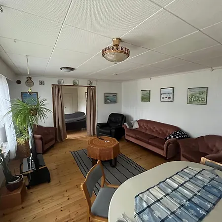 公寓 Yellow Dream House - 3 Min From Highway, Sauna, Big Private Parking 凯米