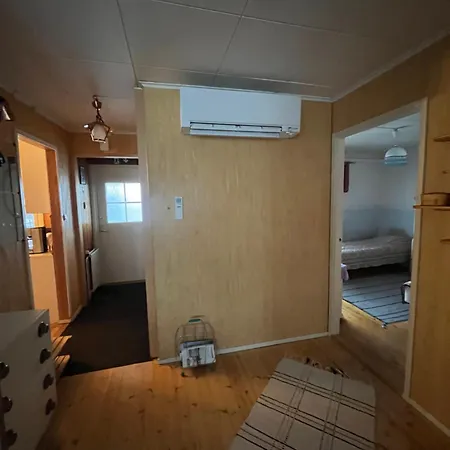 Yellow Dreams House - 3 Min From Highway, Sauna, Big Private Parking, Air Conditioning Kemi